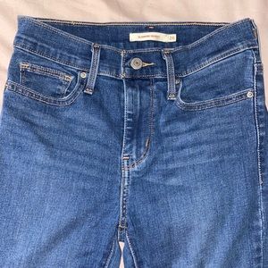 Levi’s Slimming Skinny